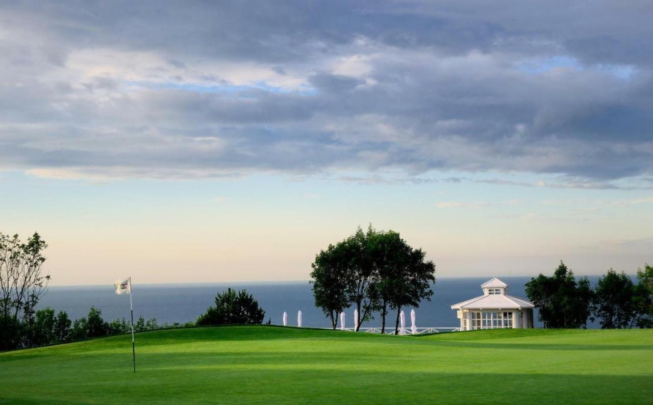 Luxury Lighthouse Golf Villa Balchik Exterior foto